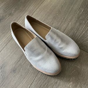 Crown vintage espadrille slip ons